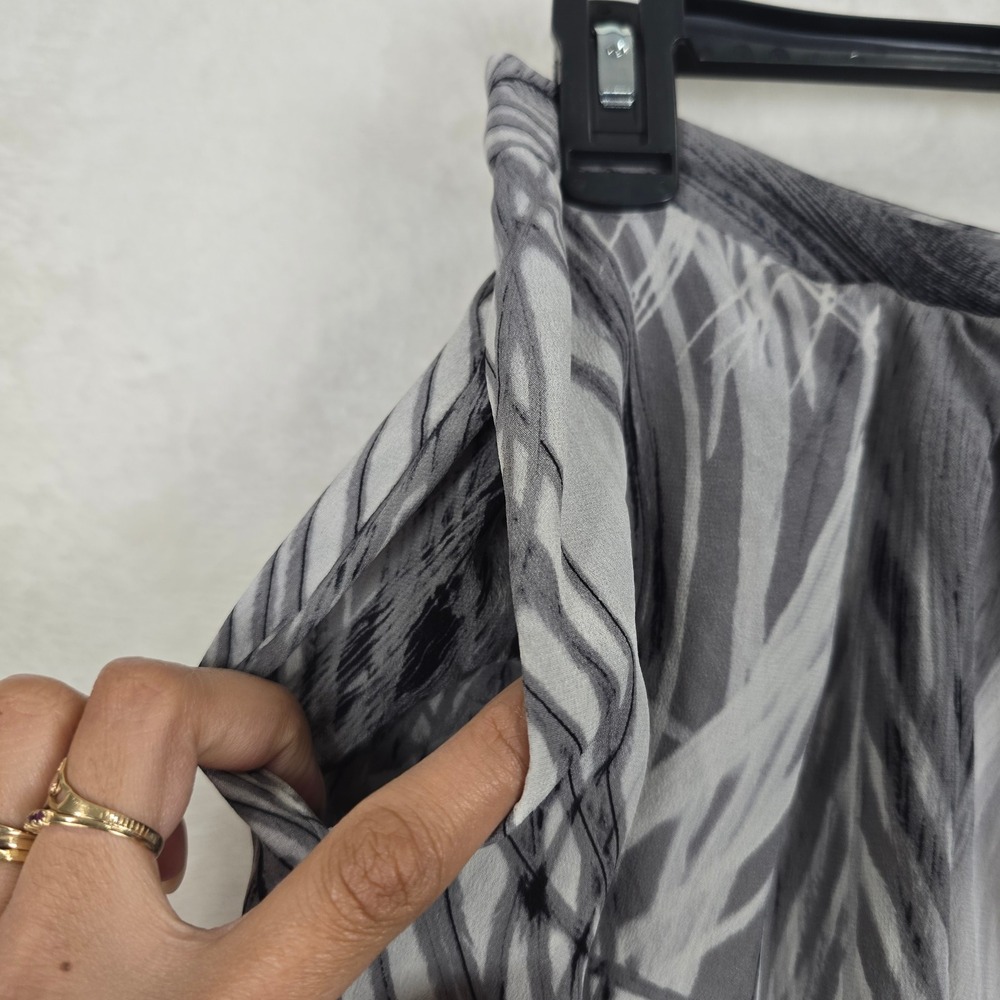 Leifsdottir Anthropologie Silk Wide Leg Pants Black White Feather Print Size 6 - Picture 4 of 15
